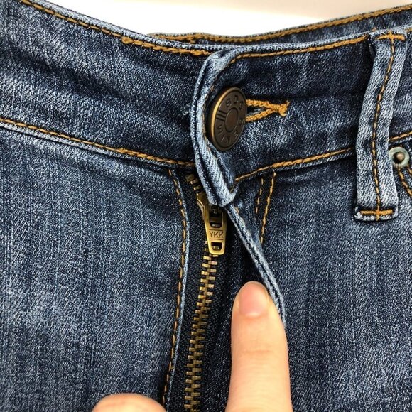 BDG Denim  cutoff shorts from the Cigarette ankle skinny in blue waist 30 - Picture 9 of 16